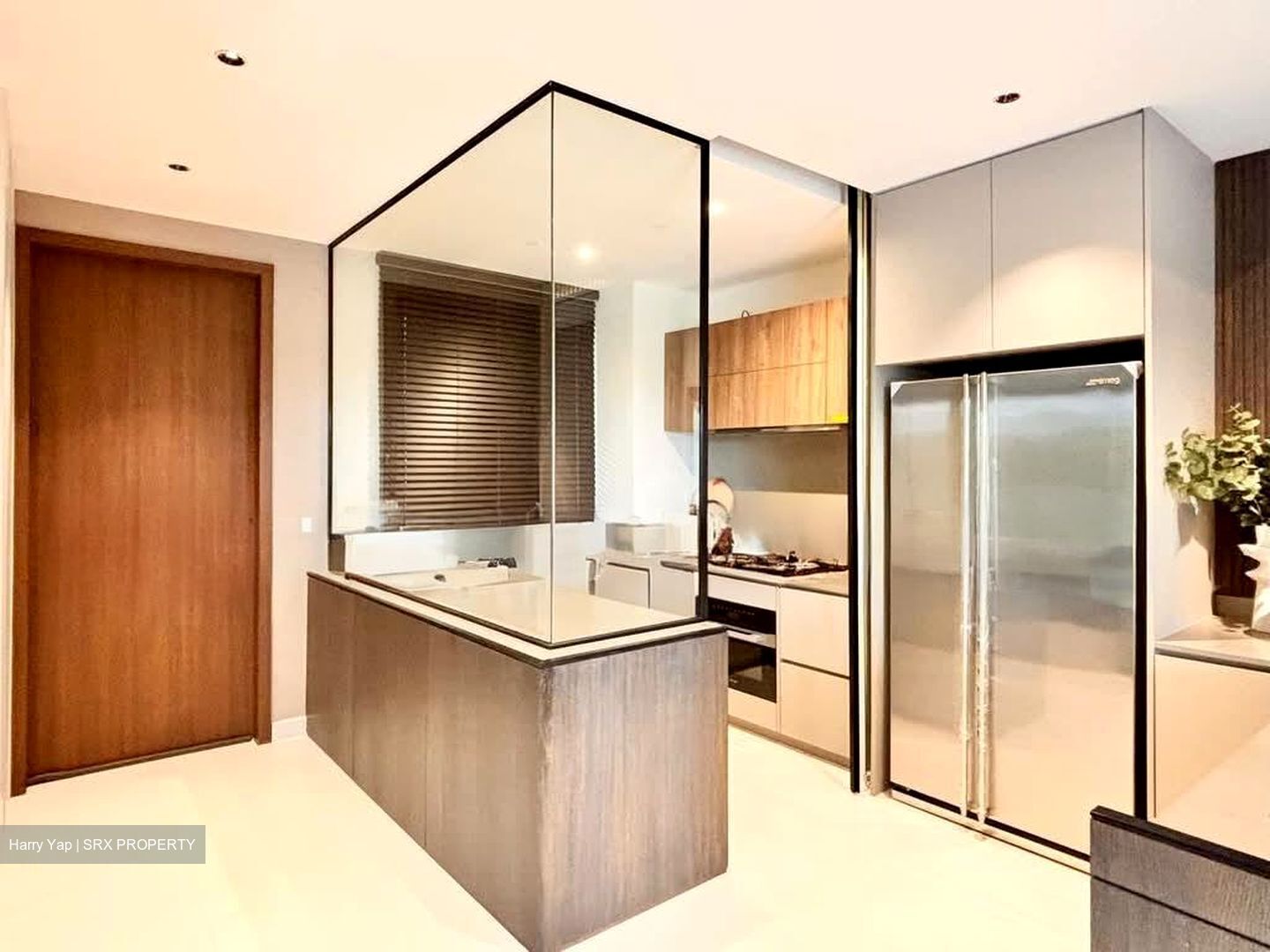 Holland Grove Road (D10), Terrace #556109421